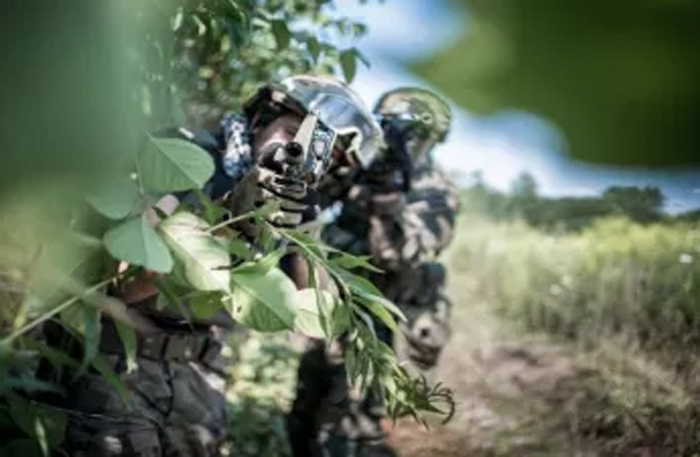 Pakistan News : चुनाव से पहले बड़ा आतंकी हमला, 10 पुलिसकर्मियों की मौत….