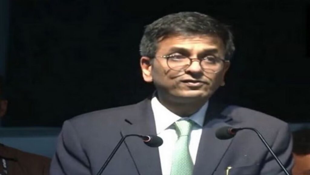 Retired Judges Letter to CJI : 21 पूर्व न्यायाधीशों ने सीजेआई को लिखी चिट्ठी, न्यायपालिका पर बढ़ते दबाव पर जाहिर की चिंता