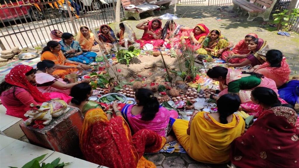 Hal Shashthi 2024 : आज संतान की लंबी आयु के लिए महिलाएं रखेंगी छत्तीसगढ़ के पारंपरिक कमरछठ का उपवास, जानिए पूजा विधि, विधान, मुहर्त