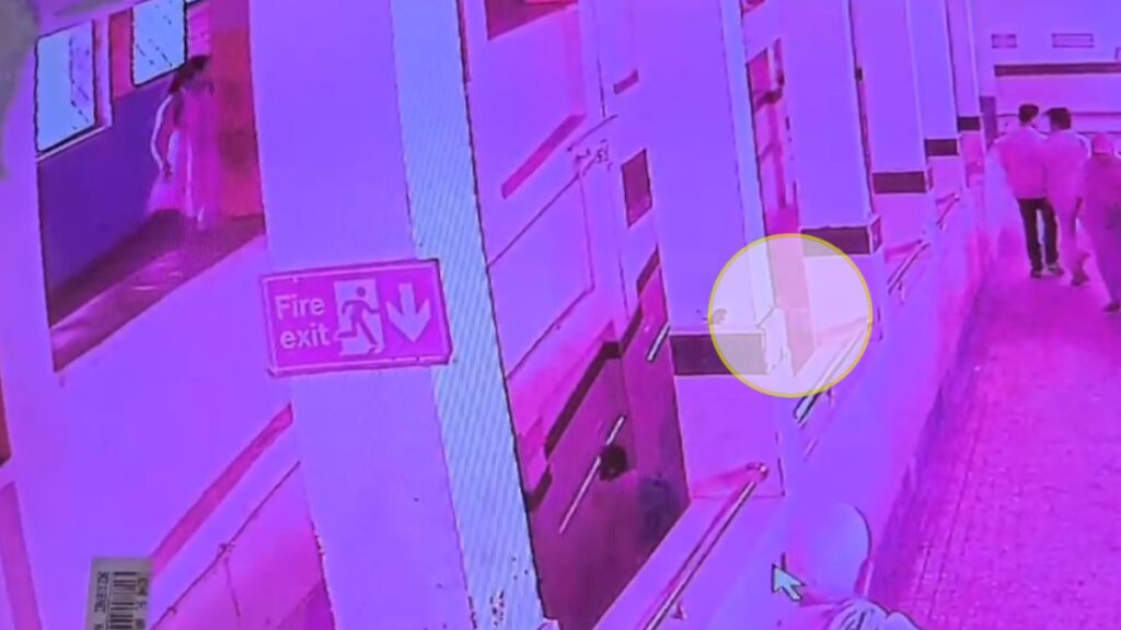 MADHYAPRADESH NEWS: जिला अस्पताल की गैलरी से गिरकर छात्रा की मौत; अस्पताल प्रबंधन पर लापरवाही का आरोप; LIVE VIDEO