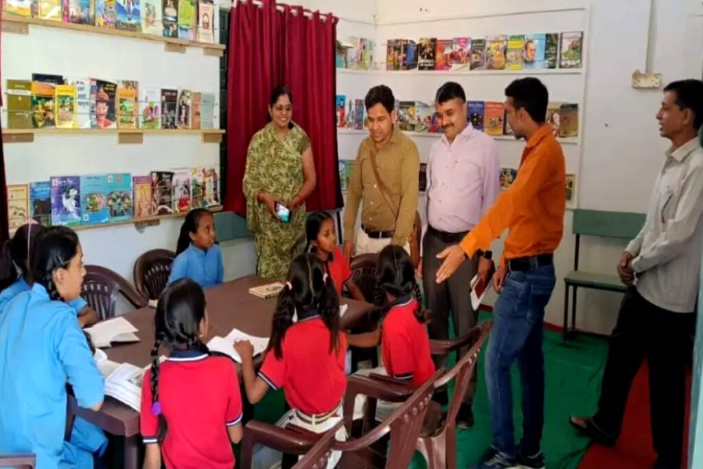 TEACHER DAY SPECIAL: 300 युवाओं के पास सरकारी नौकरी, 100 अफसर रैंक के, 23 शिक्षकों ने गांव को बनाया रोल मॉडल