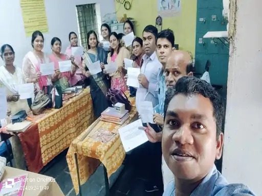सरकारी कर्मचारी -अधिकारी  का ‘आज काम बंद कलम बंद हड़ताल’