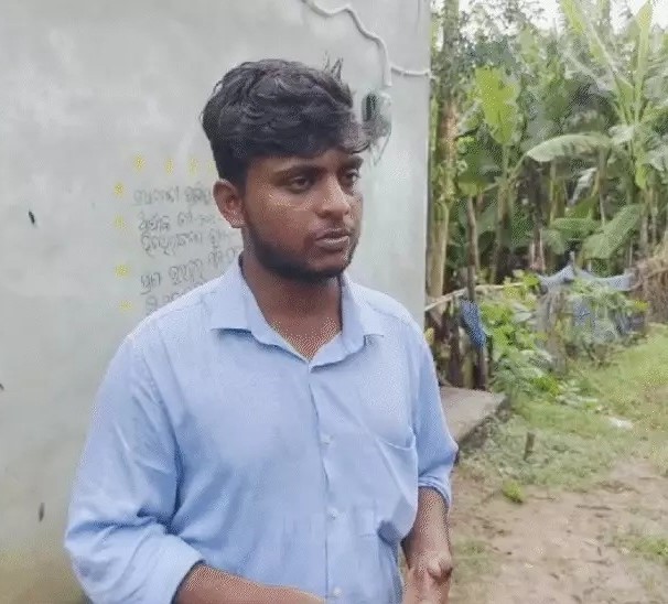 मुक्तिरंजन का भाई सत्यरंजन