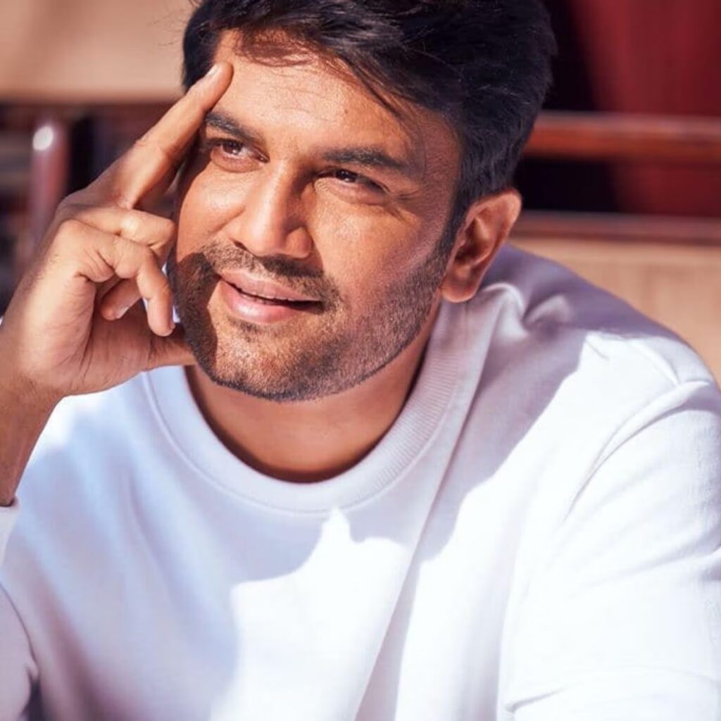 Sharad Kelkar’s birthday today: बचपन से हकलाता था एक्टर, वॉइस ओवर से बने रातोरात स्टार, जानिए एक्टिंग से लेकर पर्सनल लाइफ के बारे में..