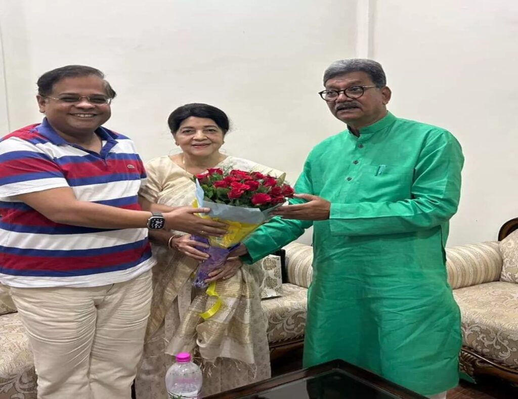 CG Politics : अमित जोगी ने दक्षिण विधानसभा उपचुनाव के पहले कांग्रेस को दिया पूर्ण समर्थन, ‘नफरत के बाजार में खुलेगी मोहब्बत की दुकान’, इस ट्वीट ने उड़ाये होश……