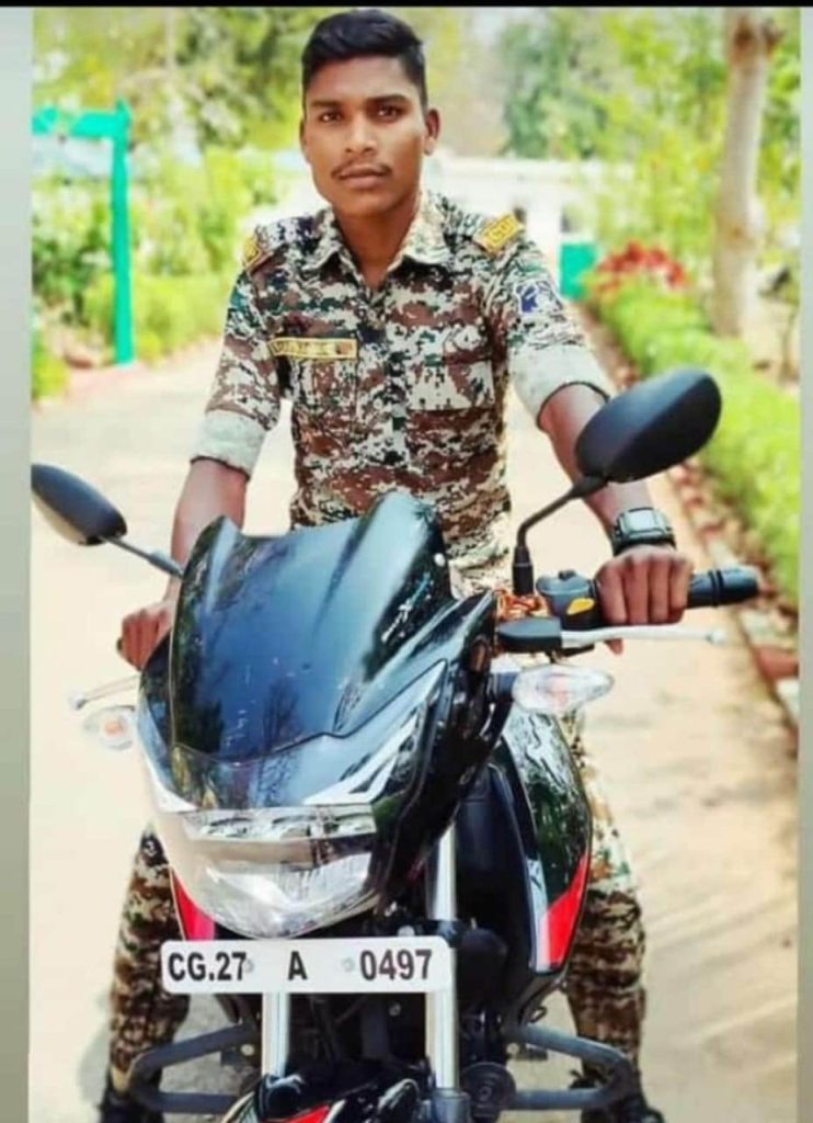 Bastar fighter shot himself : बस्तर फाइटर ने खुद को मारी गोली, जवान की मौत, छुट्टी में आया था घर