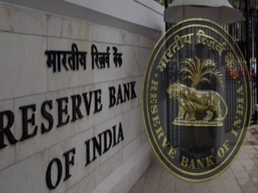 RBI Cuts Repo Rate : मिडिल क्लास को बड़ी राहत, इनकम टैक्स छूट के बाद अब सस्ते होंगे लोन, EMI पर भी असर