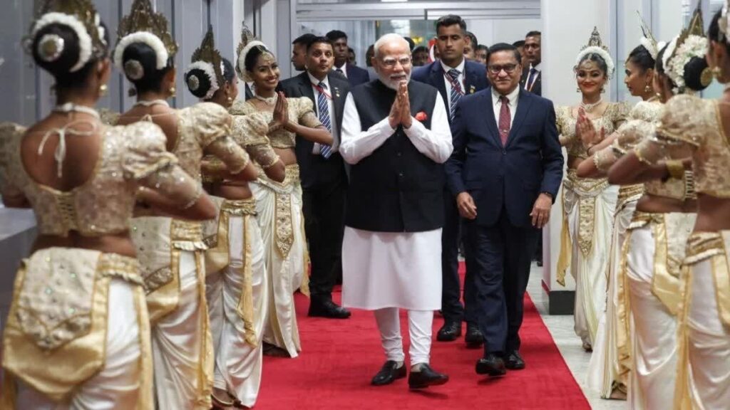 PM MODI SRI LANKA VISIT : कोलंबो में मोदी-मोदी की गूंज, श्रीलंका में PM मोदी का ऐतिहासिक स्वागत