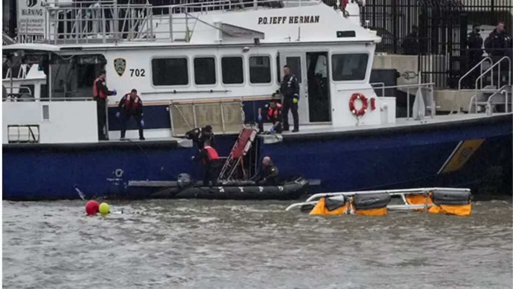 Hudson River Helicopter Crash : हडसन नदी में दर्दनाक हादसा, हेलिकॉप्टर क्रैश में स्पेनिश परिवार समेत 6 की मौत