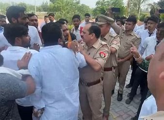 Saharanpur News : “दाढ़ी कटवाओ, तिलक मिटाओ” का आदेश? सहारनपुर के नर्सिंग कॉलेज में मचा बवाल, कॉलेज प्रशासन ने आरोपों को खारिज