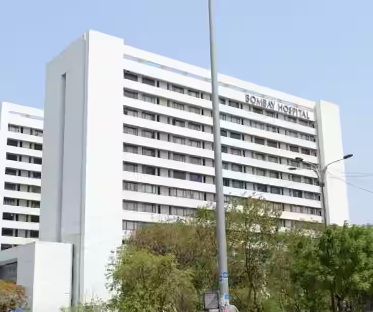 Indore Bombay Hospital : इंदौर में फिर बम की धमकी से दहशत, बॉम्बे अस्पताल को उड़ाने की धमकी, पुलिस अलर्ट पर