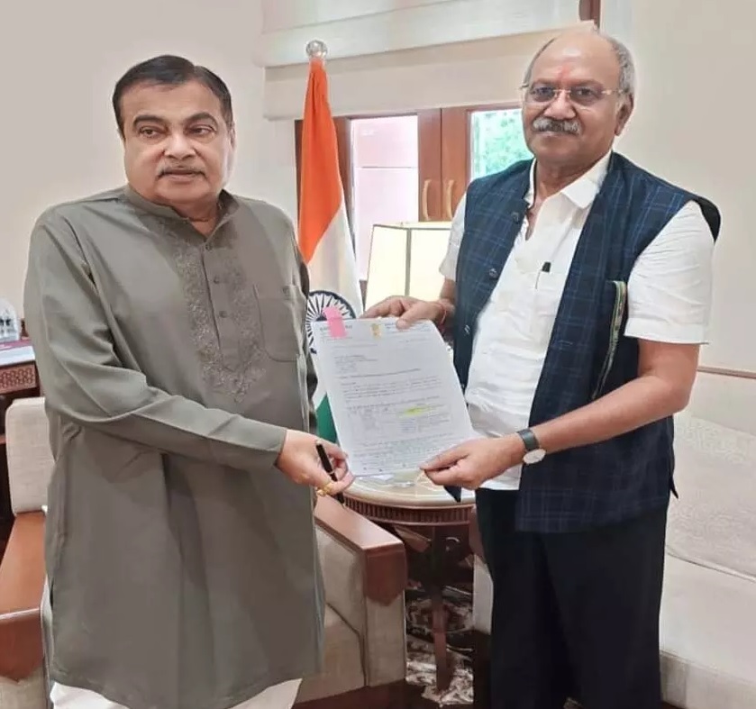 CG NEWS: प्रदेशवासियों के लिए खुशखबरी,कुम्हारी टोल प्लाज़ा जून 2026 से होगा बंद, बृजमोहन के आग्रह पर नितिन गडकरी का बड़ा फैसला