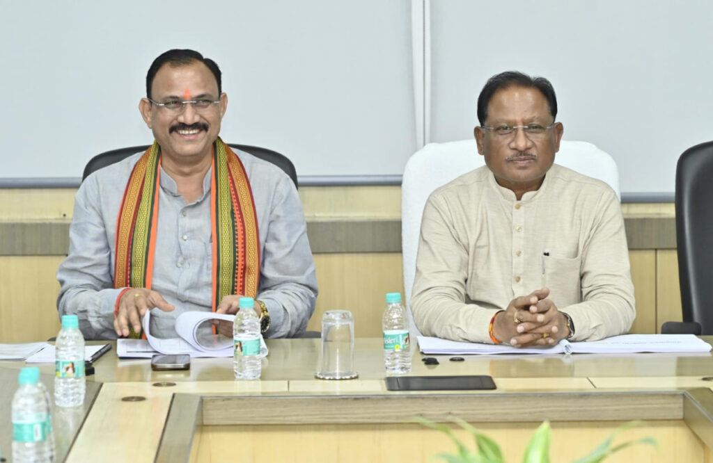 Ayushman Scheme : निजी अस्पतालों को जल्द मिलेगा भुगतान…! स्वास्थ्य मंत्री ने दिया आश्वासन- 1 सितंबर से इलाज नहीं होगा बंद