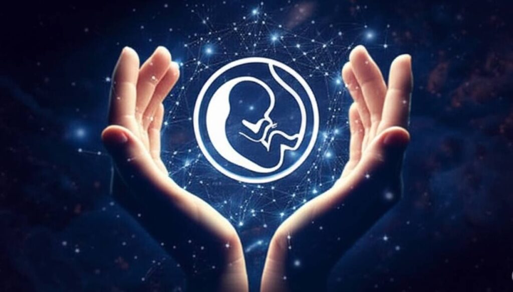 Baby Born 30 year Old: सबसे बुजुर्ग नवजात, जानें कैसे हुआ ये अजूबा