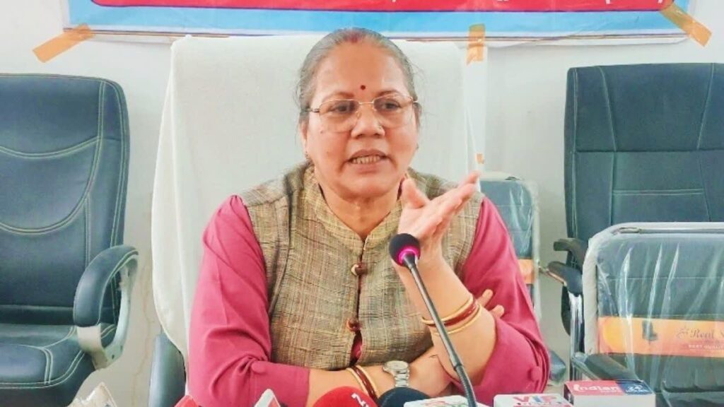 Raipur Nude Party Case : राज्य महिला आयोग ने लिया स्वतः संज्ञान…! आयोजकों और सोशल मीडिया प्रमोटरों पर सख्त कार्रवाई के निर्देश