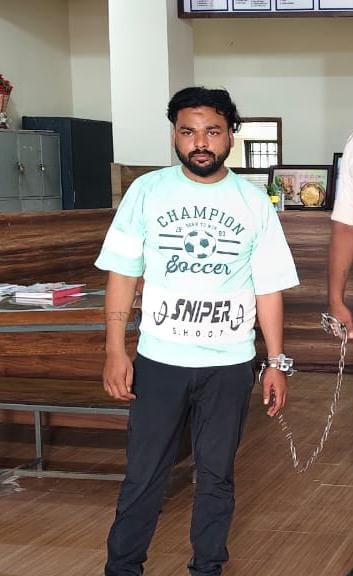 Raipur Breaking : बंधक बनाकर चारपहिया वाहन लूटने वाला आरोपी गिरफ्तार…2 फरार