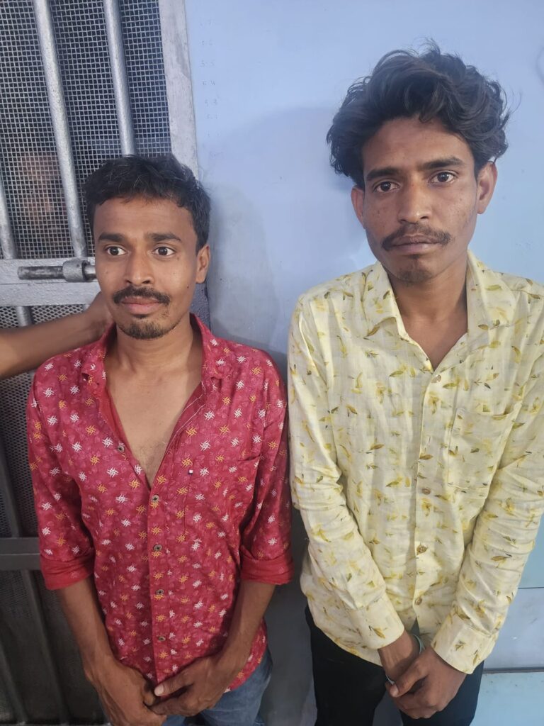 Murder Breaking: A momentary dispute led to murder! A young man was stabbed to death with scissors...two brothers arrested.