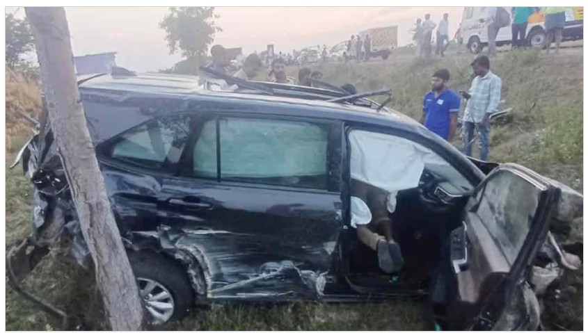 Horrific Road Accident: Tragic accident in Kalaburagi...! 3 people including IAS officer Mahantesh Bilgi died.