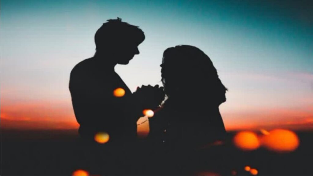 A sad ending to a love story that is unacceptable in society... A young man dies... A young woman is seriously injured.