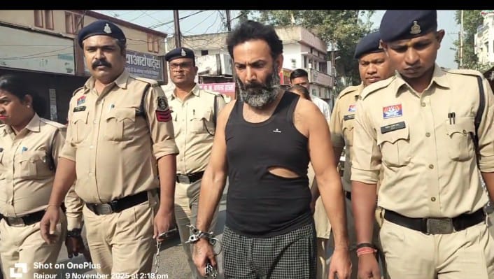 History Sheeter : रायपुर ब्रेकिंग…! हिस्ट्रीशीटर सूदखोर वीरेंद्र तोमर की पूछताछ में बड़े खुलासे…करणी सेना की मदद से हुआ फरार