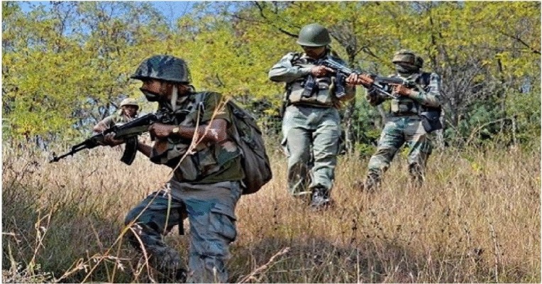Naxal Encounter : बीजापुर में सुरक्षाबलों और नक्सलियों के बीच मुठभेड़…! नक्सली कमांडर उधम सिंह ढेर