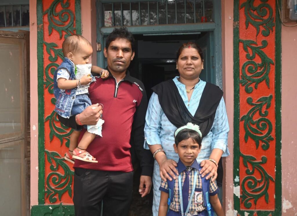 Mahtari Vandan Yojana : बनी सहारा…रानी करुणा के परिवार को अब तक 24 हजार की मदद