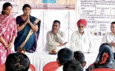 Electricity Bill : इंसानियत की रोशनी…! MD की पत्नी ने भरा बिल तो अंधेरे में डूबे घर को मिली नई रोशनी…खिल उठी मुस्कान