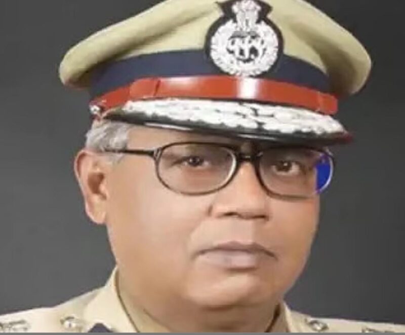 IPS Vishwa Ranjan : सीनियर IPS अधिकारी विश्व रंजन का निधन…! छत्तीसगढ़ के पूर्व DGP रहे
