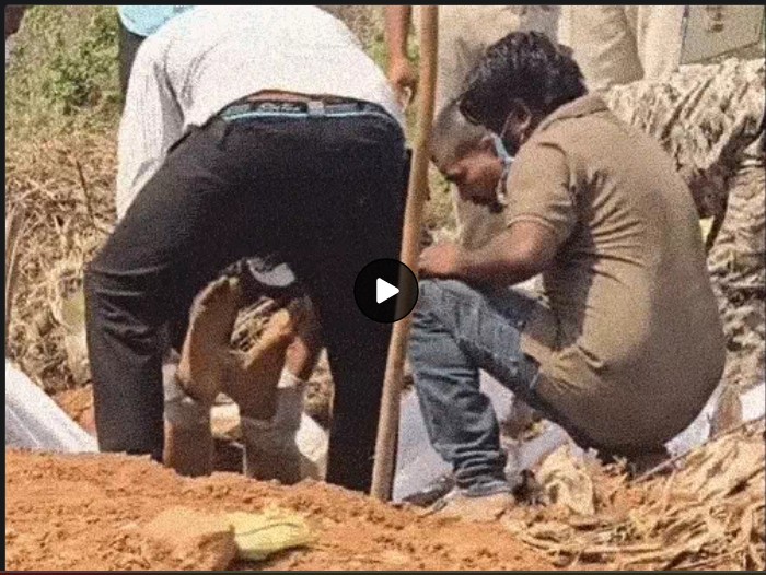 Kondagaon Murder : कोंडागांव के टेंट व्यापारी मर्डर केस का खुलासा…! सोने की अंगूठी के लालच में बुलाया घर….मूसल से वार कर किया कत्ल….स्कूटी में ले जाकर दफनाया शव