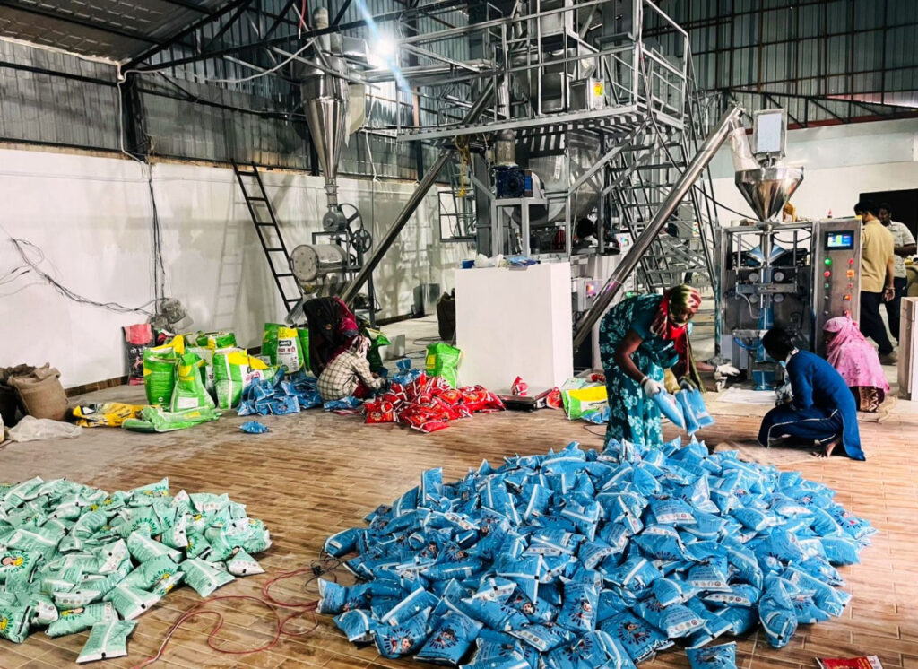 Special Article : महिला स्वसहायता समूहों ने बदली पोषण आहार आपूर्ति की तस्वीर… सरकारी पहल से आत्मनिर्भरता की ओर बड़ा कदम