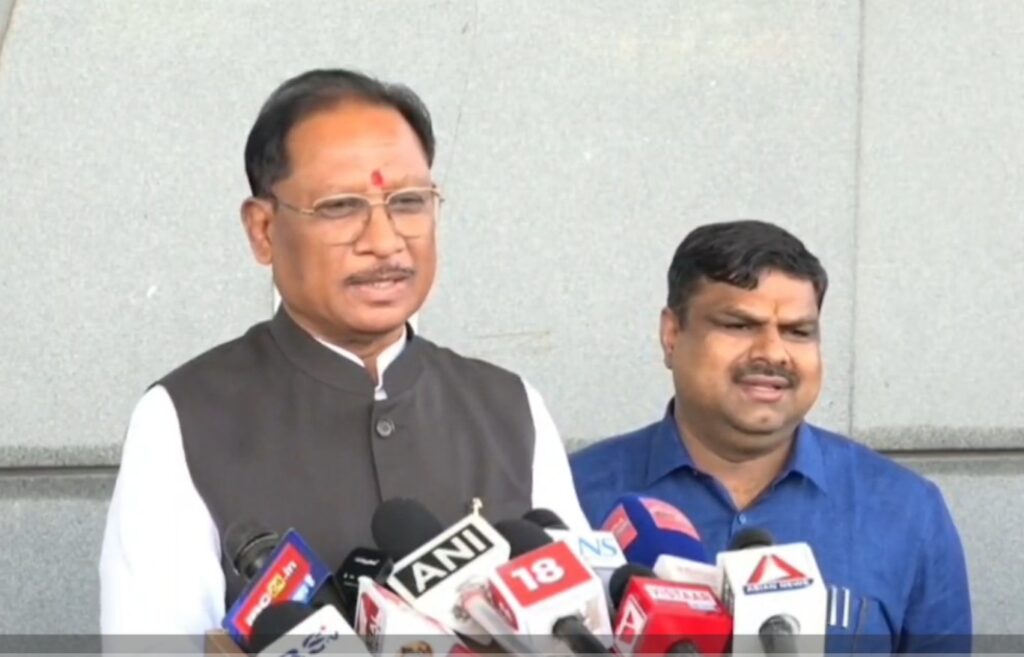 CM Sai Delhi Visit : दिल्ली से लौटे CM साय…! PM मोदी को दिया रोडमैप…बस्तर विकास को लेकर कही ये बड़ी बातें…यहां सुनिए VIDEO