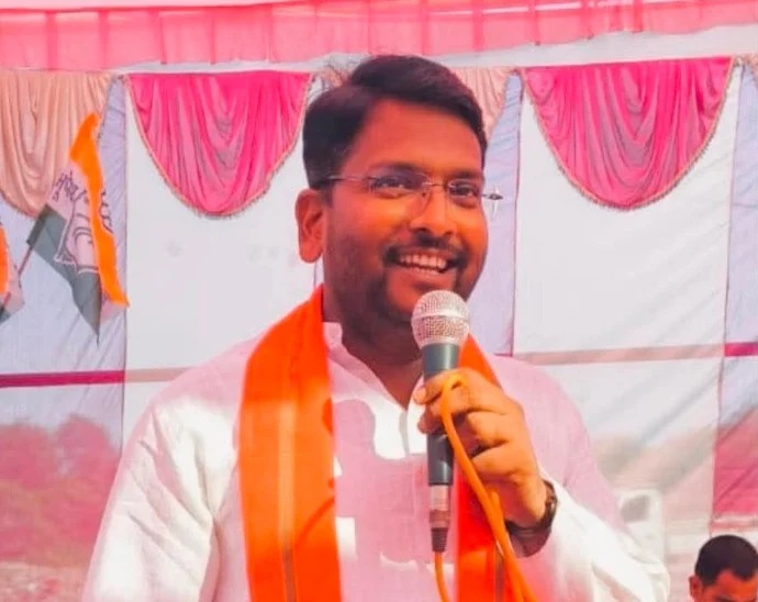 Marriage Promise Rape : रेप के आरोप में किसान कांग्रेस नेता रवि चंद्रवंशी गिरफ्तार…! महिला को 10 साल तक दिया शादी का झांसा