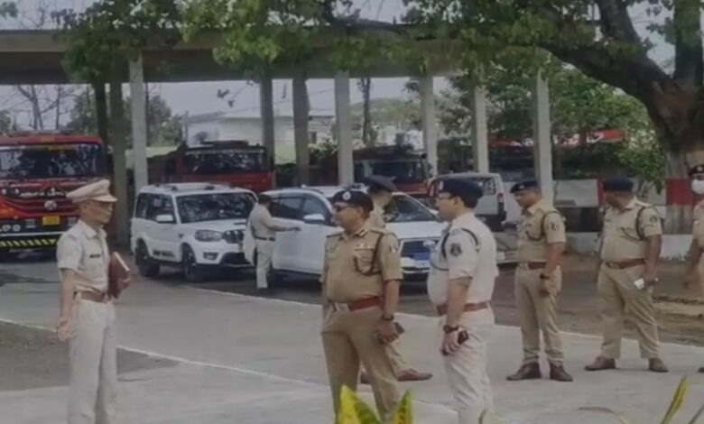 Police Reform : रायगढ़ दौरे पर DGP का सख्त संदेश…! पुलिसिंग हो मानवीय और पारदर्शी…बीट सिस्टम पर जोर