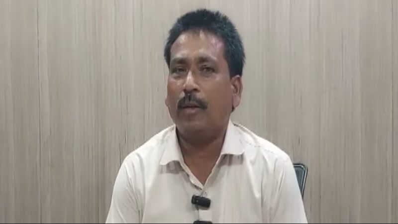 Ground Level Politics : BJP का सरप्राइज…! चपरासी को बनाया प्रत्याशी…28 सालों से ऑफिस में परोस रहे हैं चाय