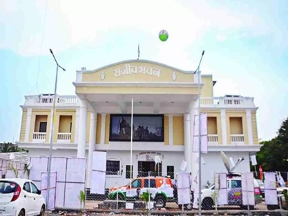 CG Liquor Scam : शराब घोटाला केस में EOW का शिकंजा तेज…! राजीव भवन के 4 कर्मचारी से 10 घंटे तक जंगी पूछताछ