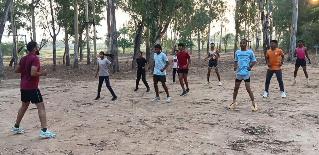 Dhamtari में शुरू हुआ समर कैम्प 2026… 36 केंद्रों पर बच्चों को मिलेगा खेल और व्यक्तित्व विकास का प्रशिक्षण