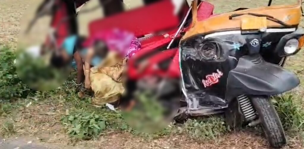 Odisha Bus Accident : तेज रफ्तार बस ने ऑटो को कई मीटर तक घसीटा…! 6 की दर्दनाक मौत…कमजोर दिल वाले ना देखें ये VIDEO