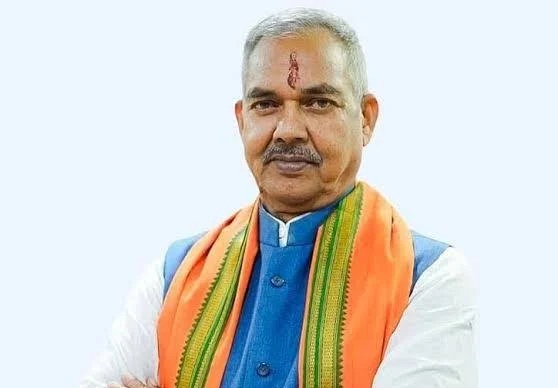 Rupnarayan Sinha Death : बिलासपुर में BJP कार्यक्रम के दौरान बड़ा हादसा…! योग आयोग अध्यक्ष का निधन