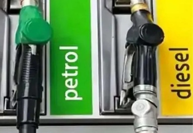 Oil Crisis Impact : महंगाई का झटका…! एक हफ्ते में पेट्रोल-डीजल की कीमतों में दूसरी बढ़ोतरी…₹4 महंगा
