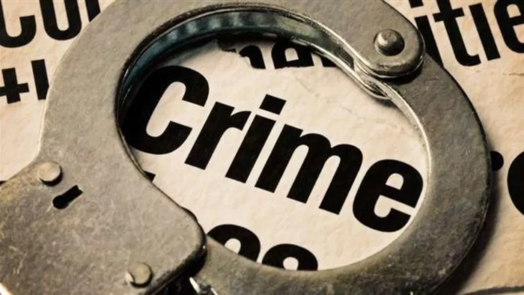 Crime News: पिता ने थाने के अंदर बेटी की चाकू मारकर हत्या की