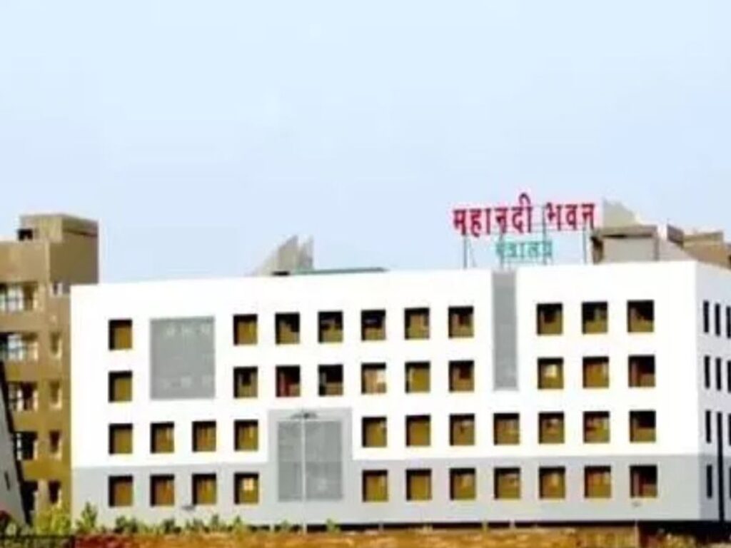 मुख्यमंत्री सचिवालय में अधिकारियों के कार्यों का पुनर्विभाजन…नई जिम्मेदारियां तत्काल प्रभाव से लागू